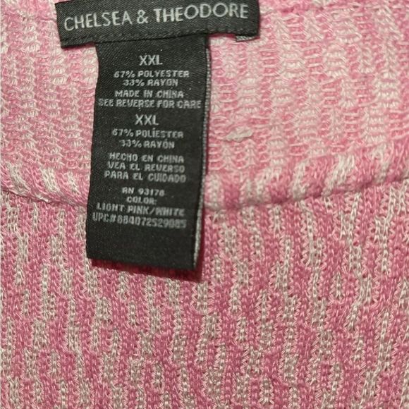 Chelsea and Theodore NWT Light Sweater - Picture 3 of 5